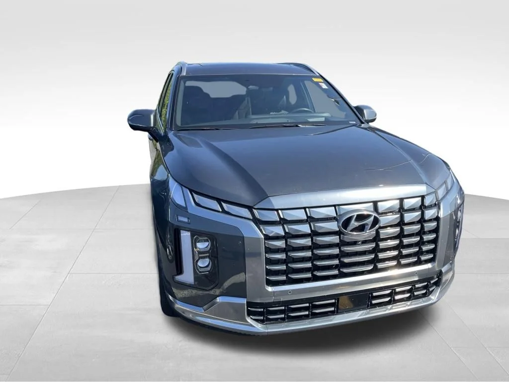 Used 2025 Gray Hyundai Calligraphy image 9