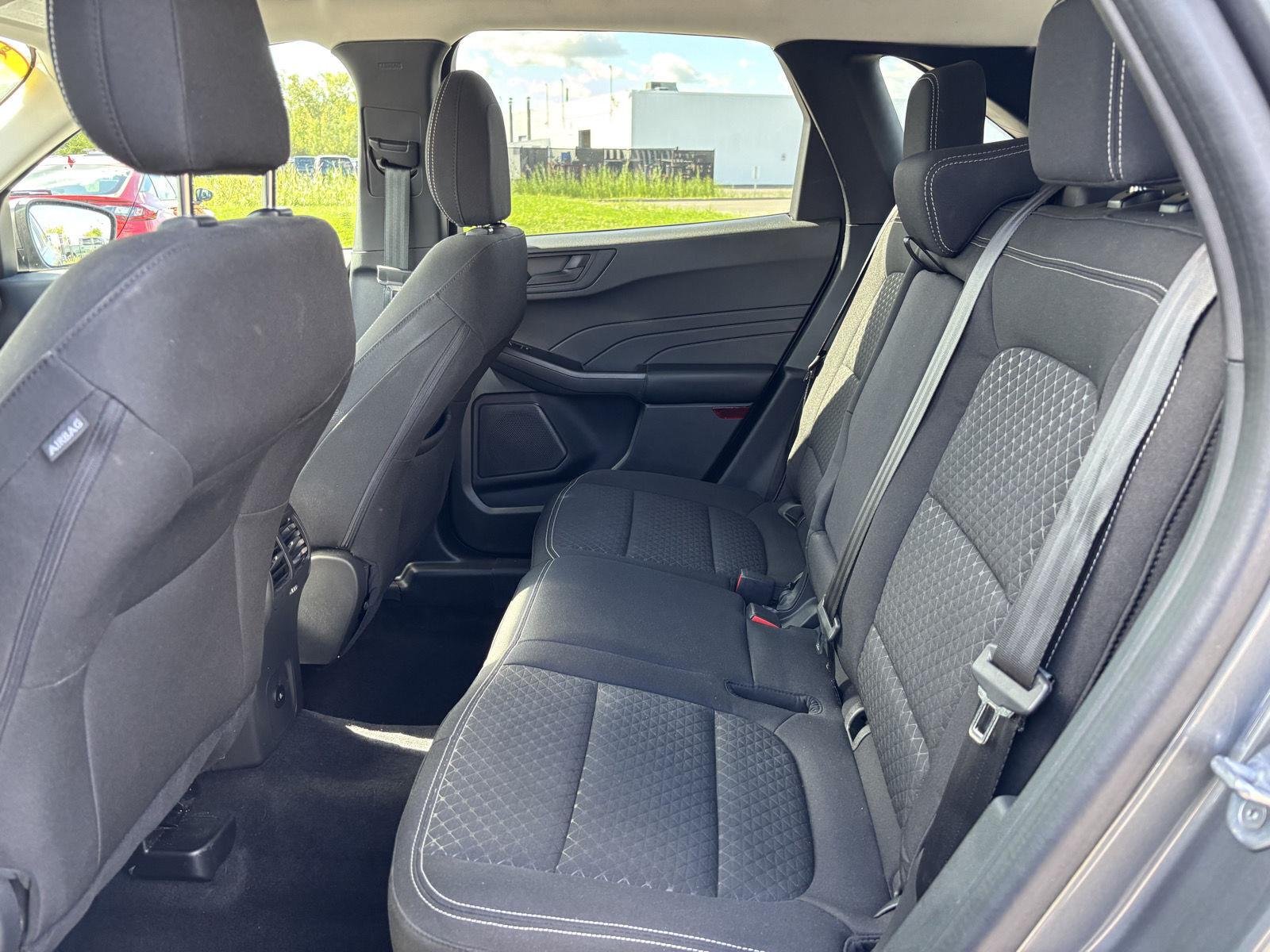 Used 2023 Gy Ford Active image 30