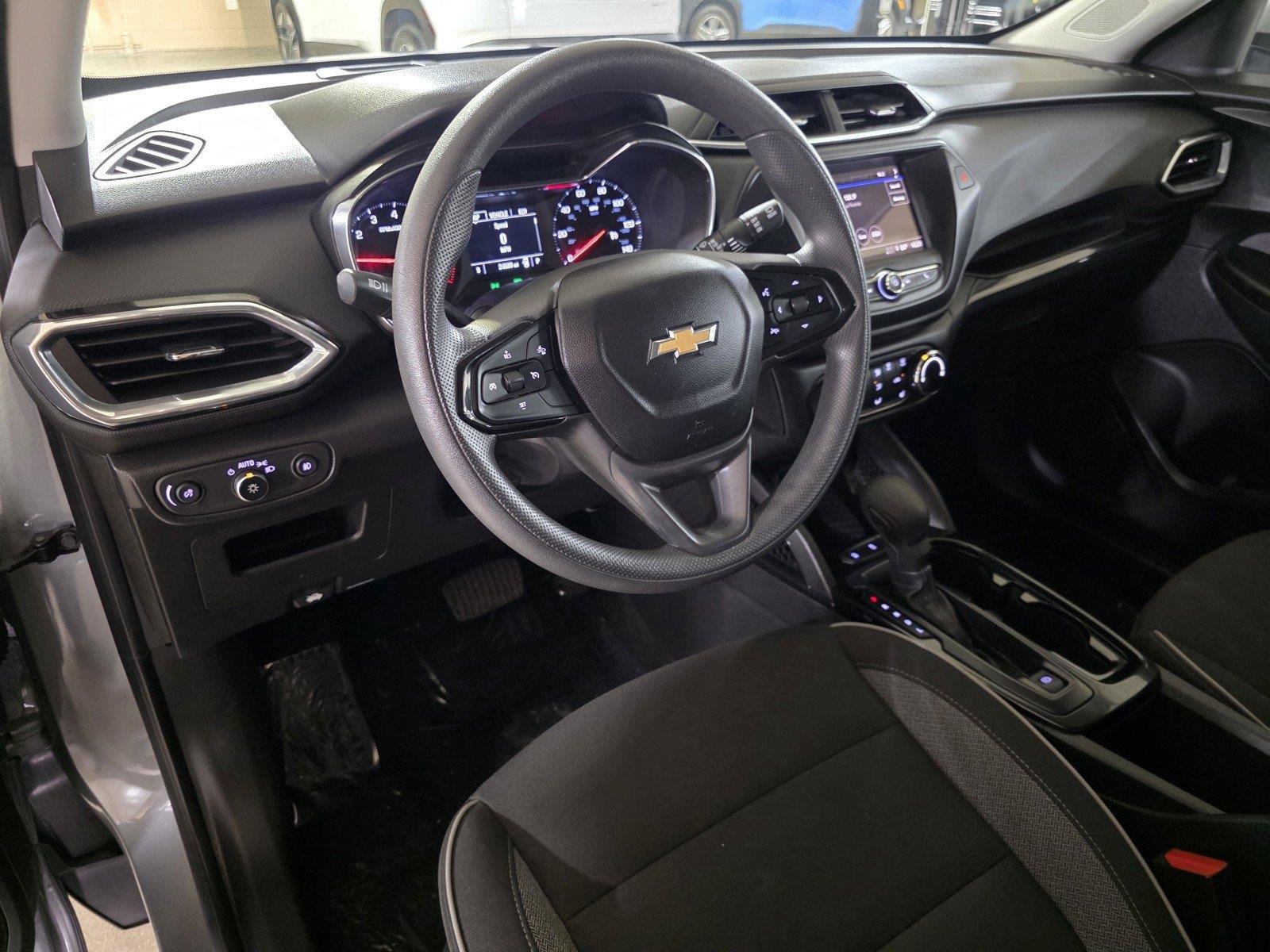 Used 2023 Sterling Gray Metallic Chevrolet LT image 24