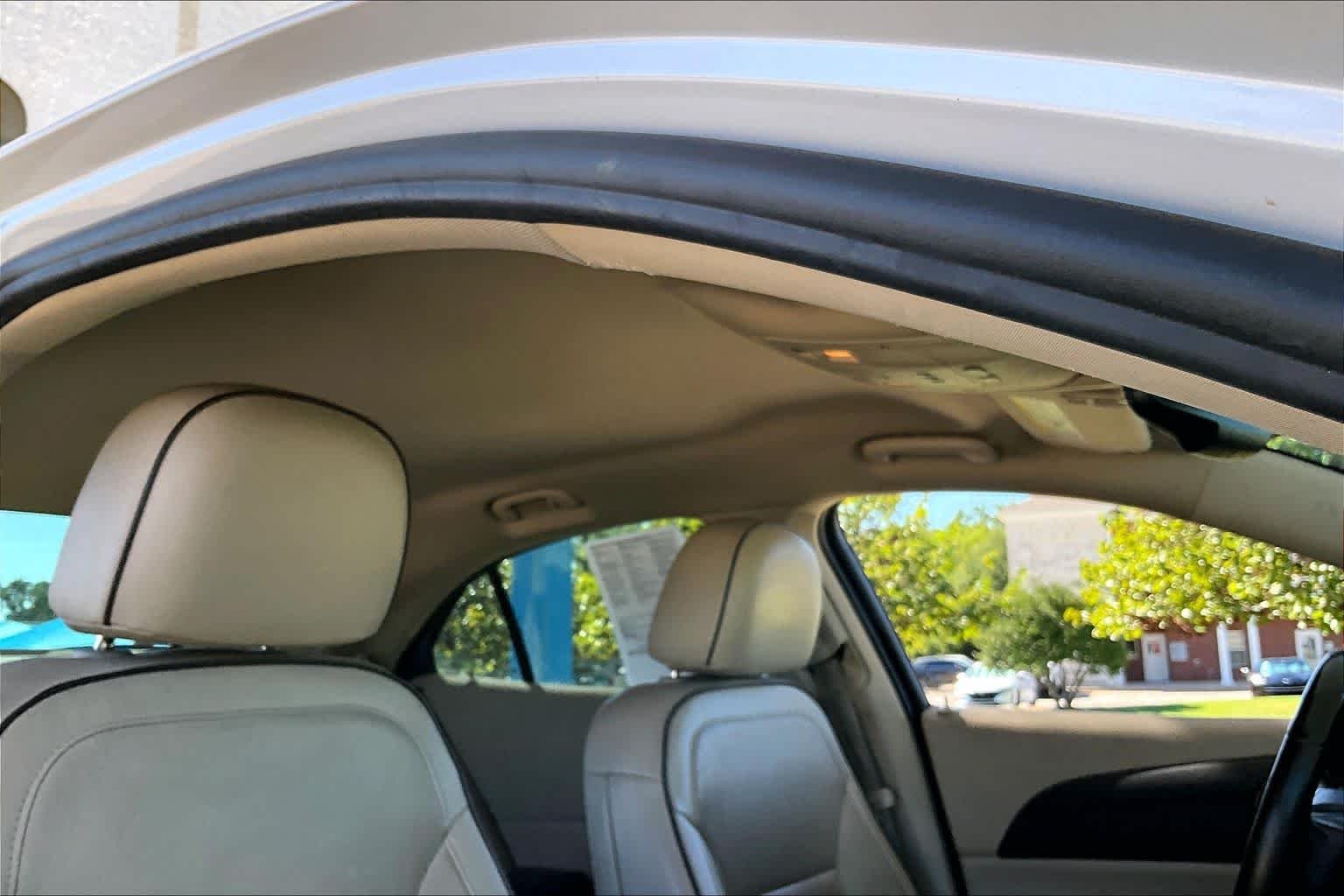 Used 2015 Iridescent Pearl Tricoat Chevrolet LT image 13