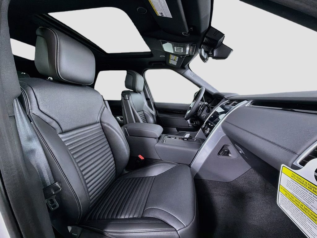 New 2026 Fuji White Land Rover S image 30