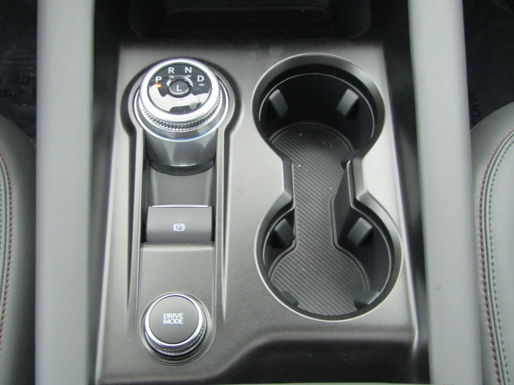 New 2026 Star White Metallic Tri-Coat Ford Active image 36