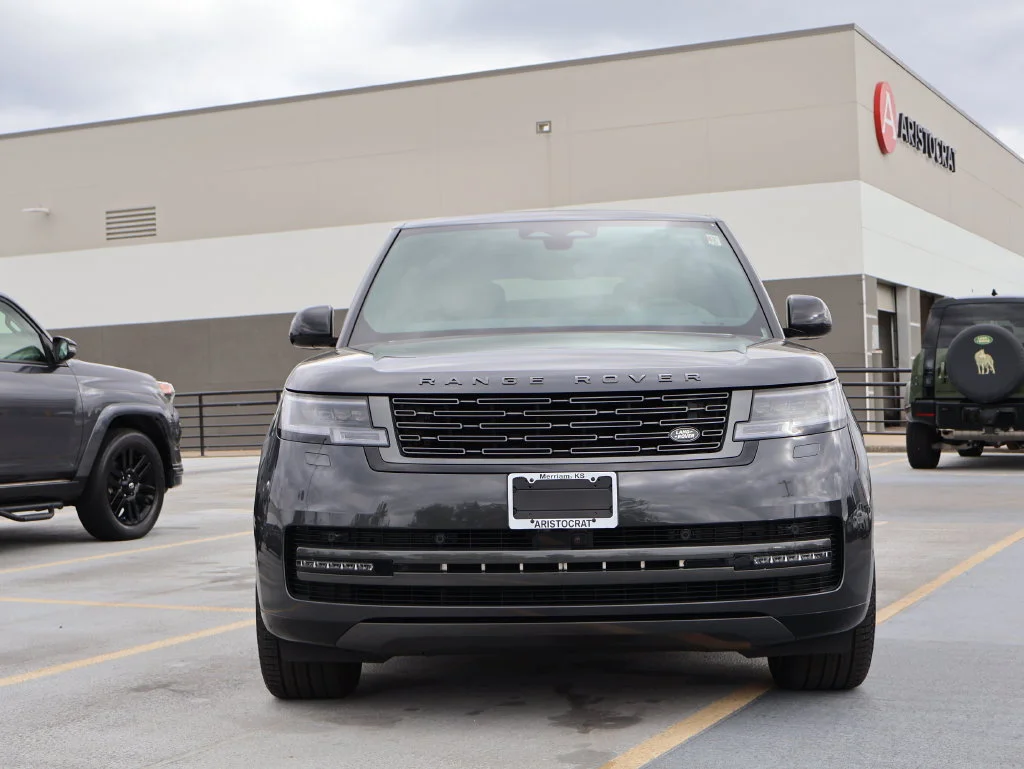 Certified Used 2026 Carpathian Gray Premium Metallic Land Rover SE image 2