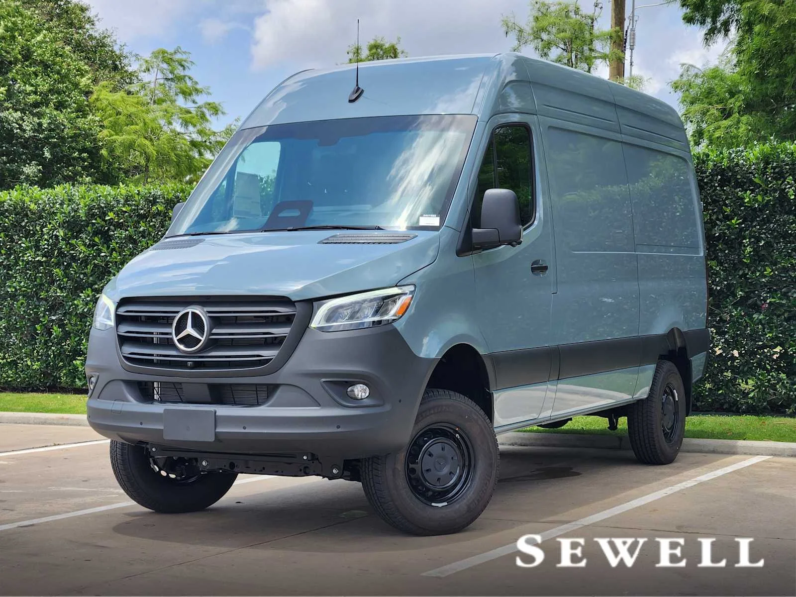 2026 Mercedes-Benz Sprinter 2500 144 WB HO AWD's photo