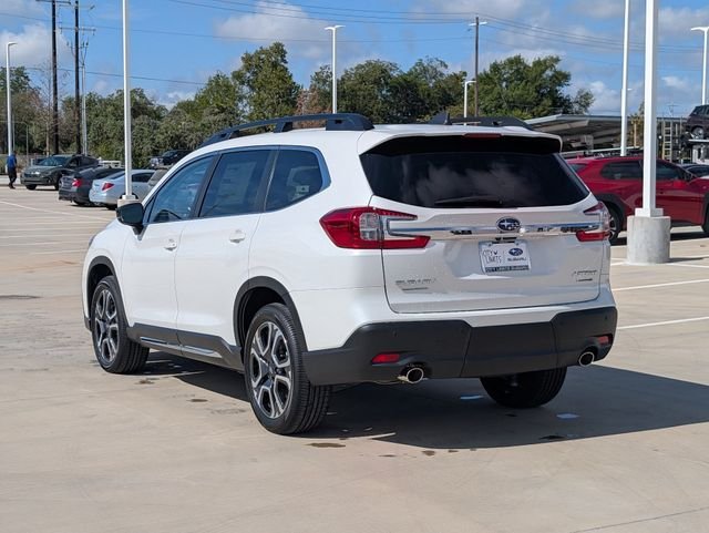 New 2026 CRYSTAL WHITE PEARL Subaru Limited 7-Passenger image 4