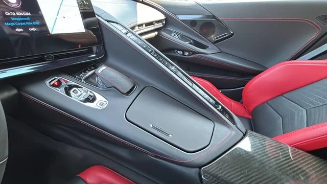 Used 2024 Carbon Flash Metallic Chevrolet 3LT image 15