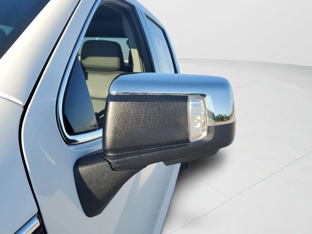 Used 2026 Summit White GMC SLT image 27