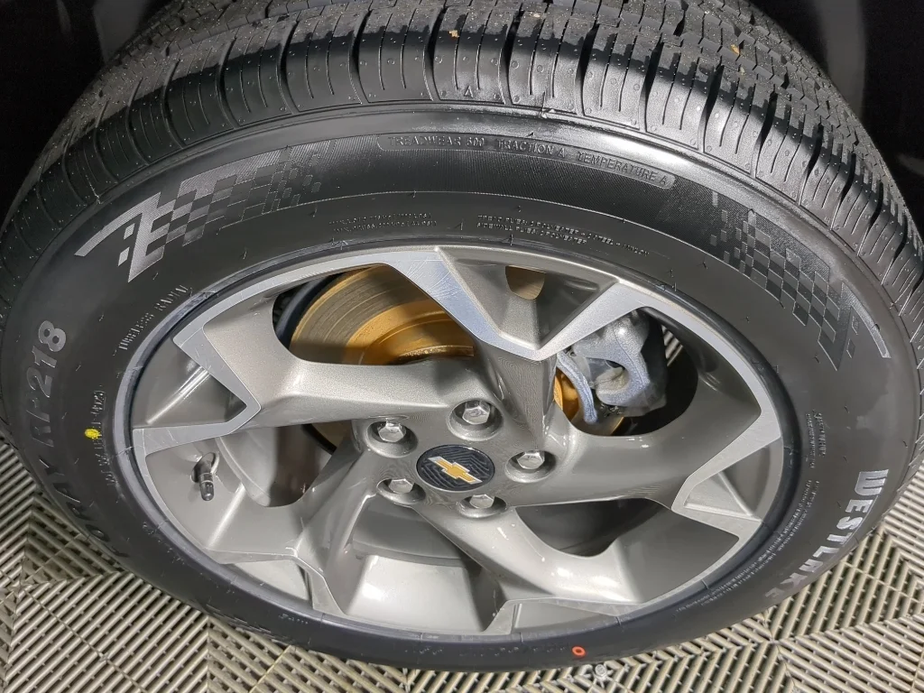2025 Chevrolet Trax LT - Photo 15