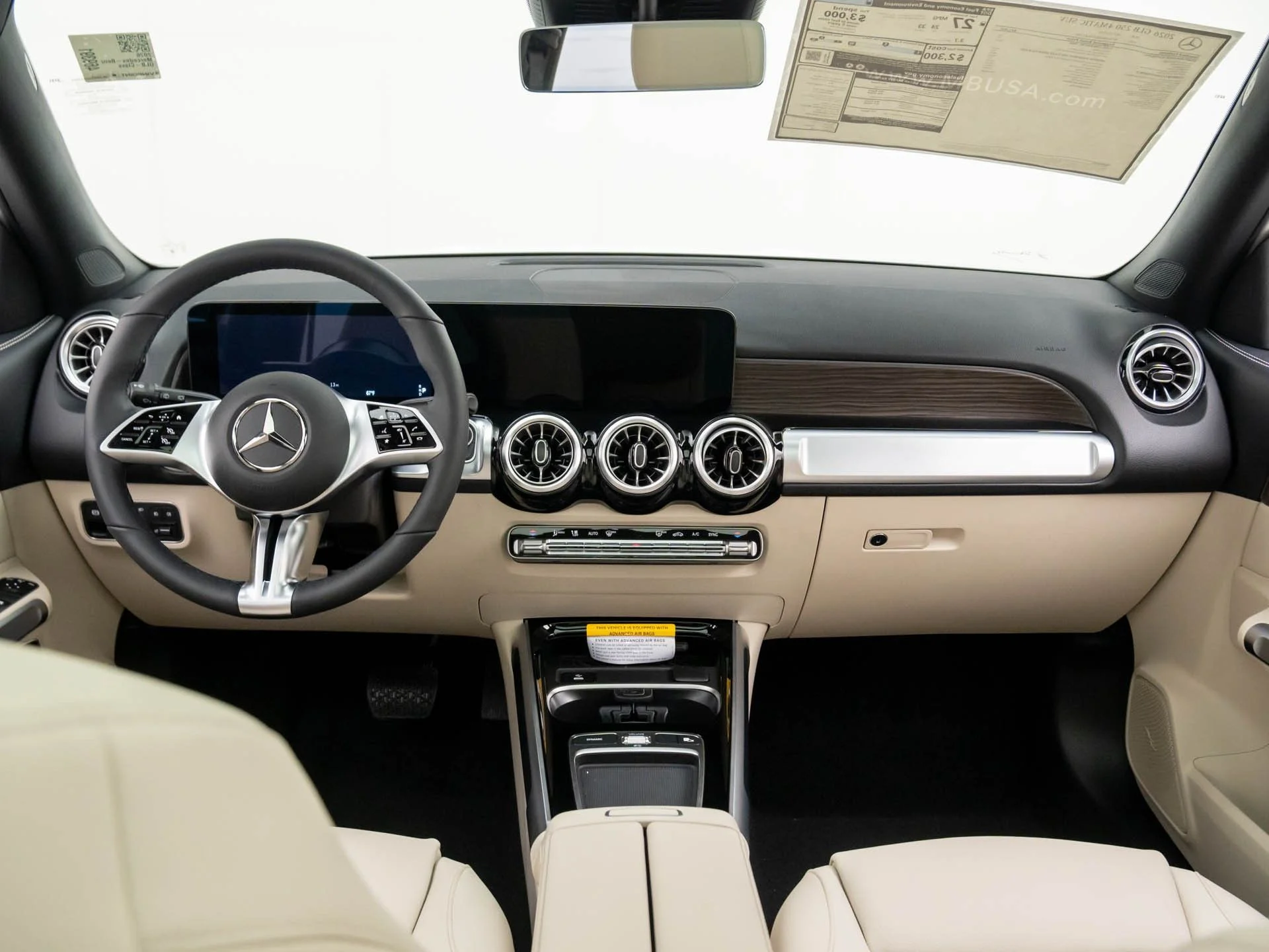 New 2026 White Mercedes-Benz GLB 250 image 10