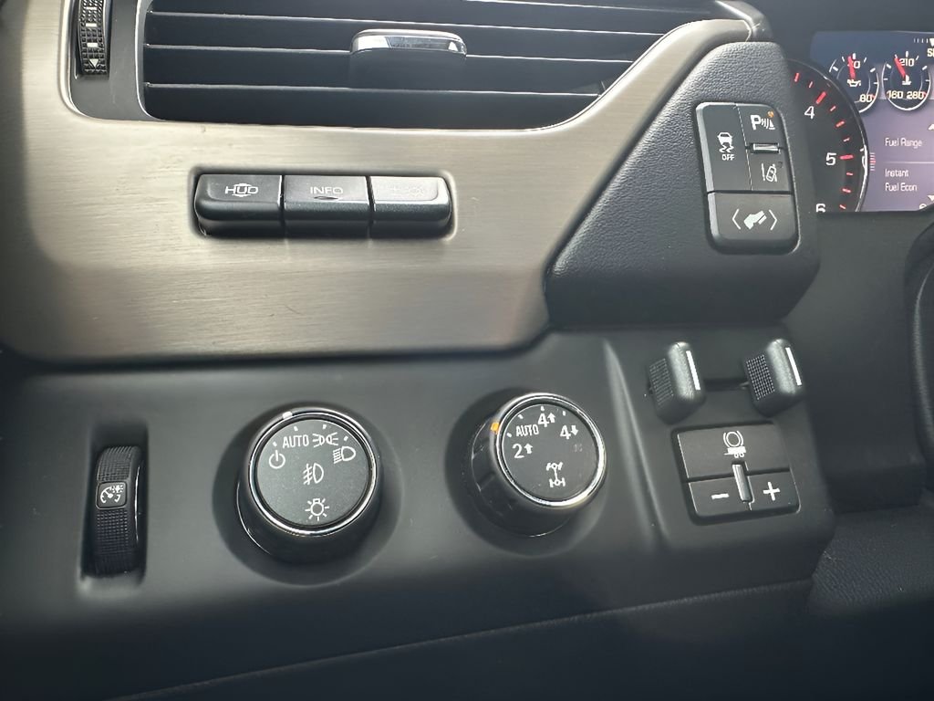 Used 2015 Iridium Metallic GMC Denali image 27