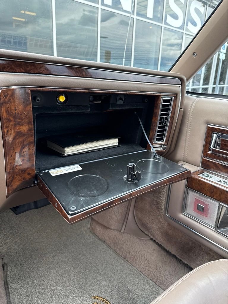 Used 1992 Brown Cadillac Base image 16