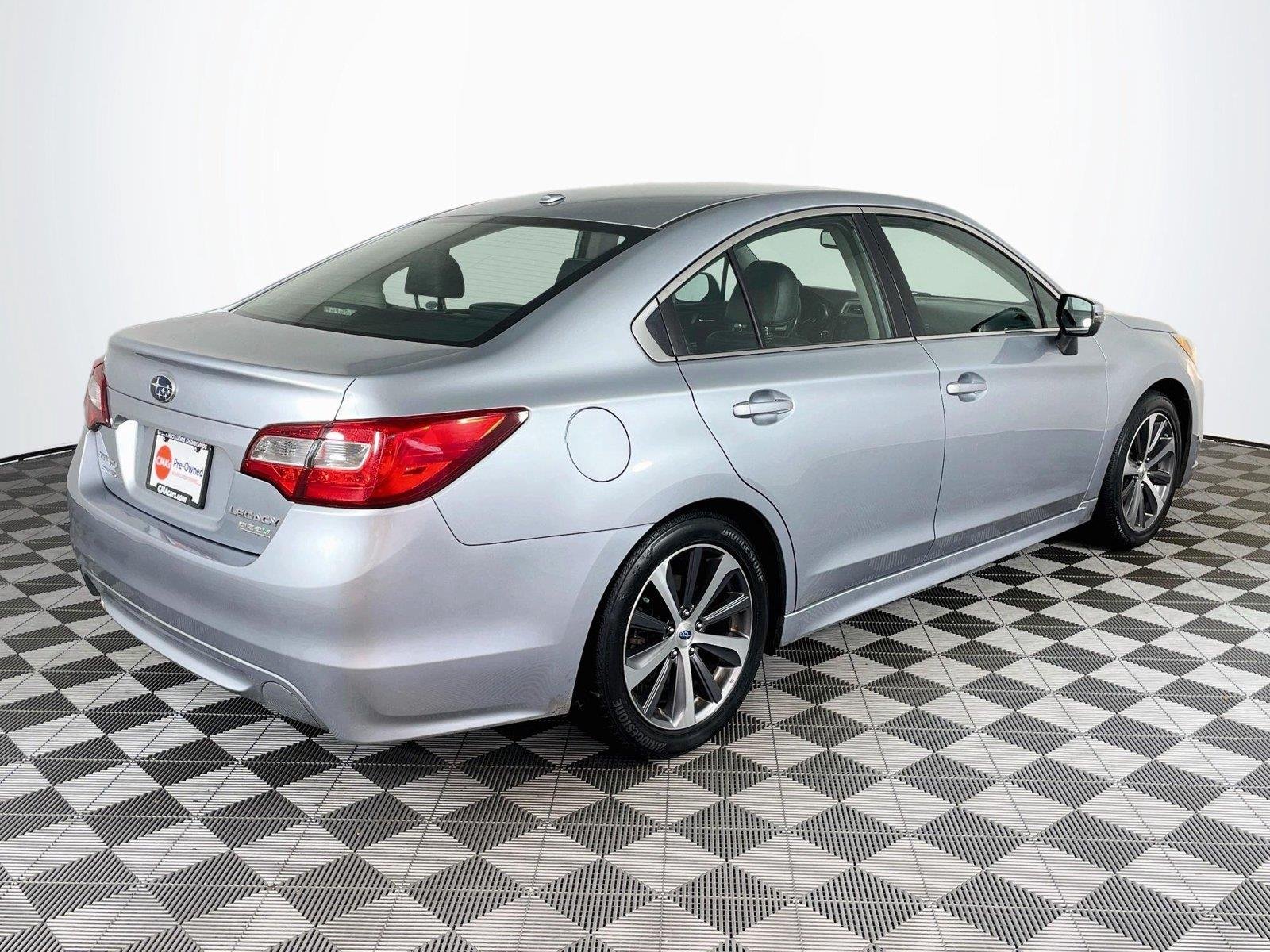 Used 2015 Ice Silver Metallic Subaru 2.5i Limited image 9