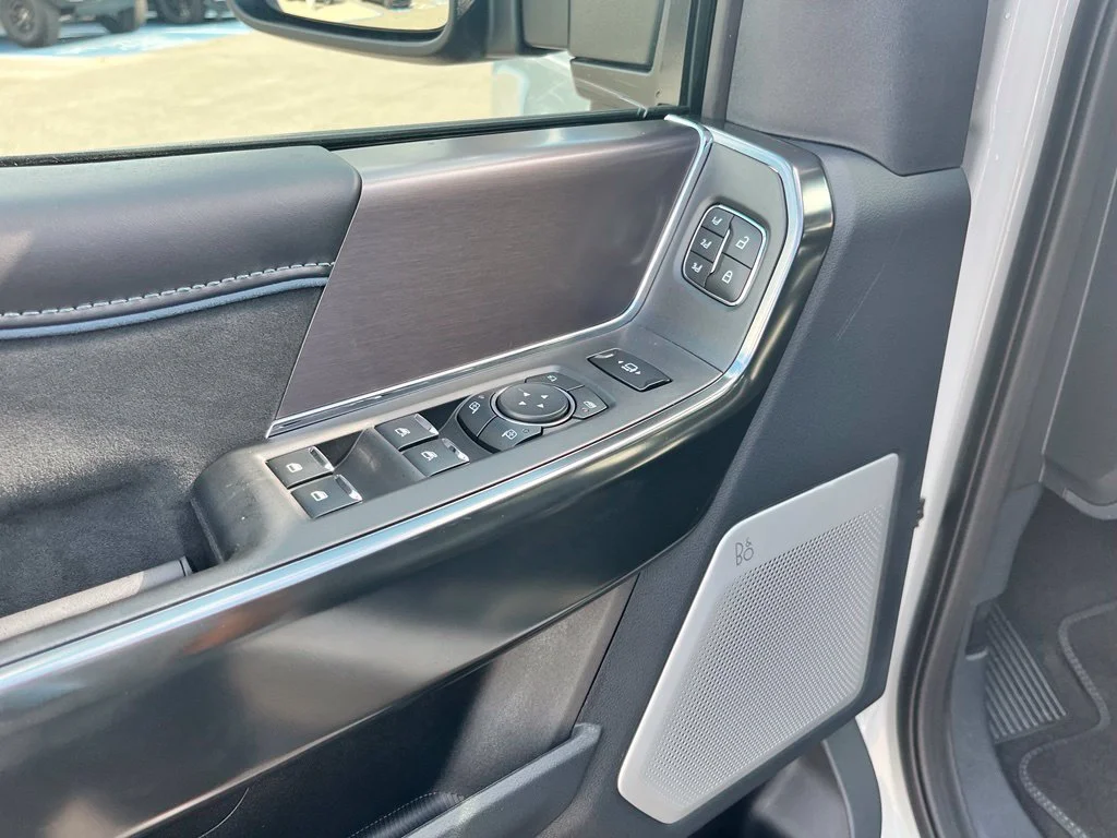New 2026 White Ford Platinum image 17