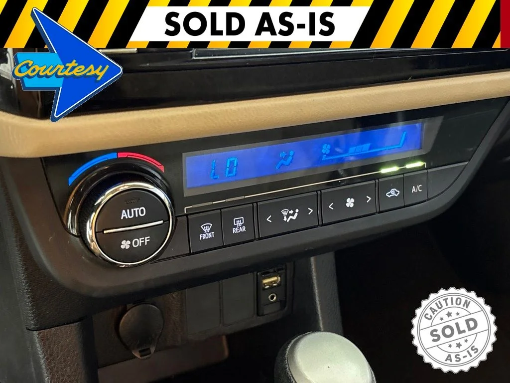Used 2016 Red Toyota LE image 31