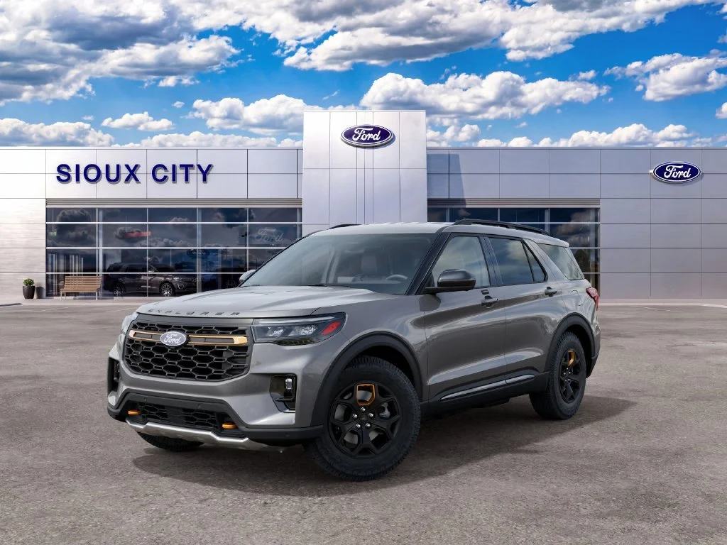 New 2027 Carbonized Gray Metallic Ford Tremor® image 2