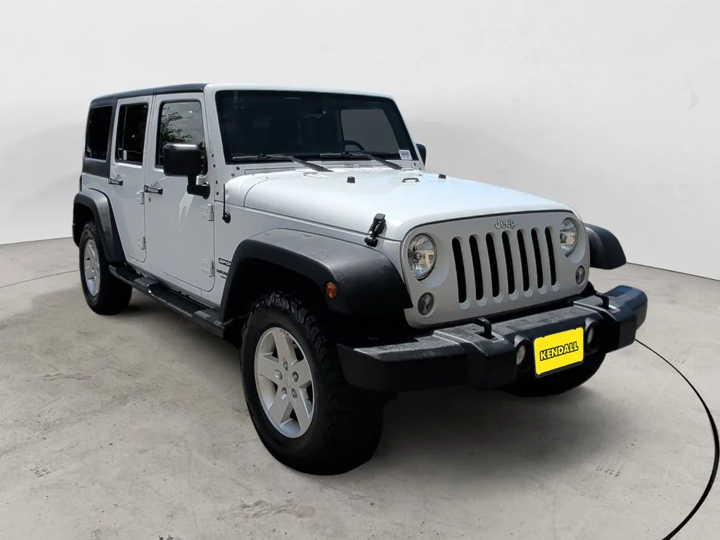 Used 2015 White Jeep Unlimited Sport image 7