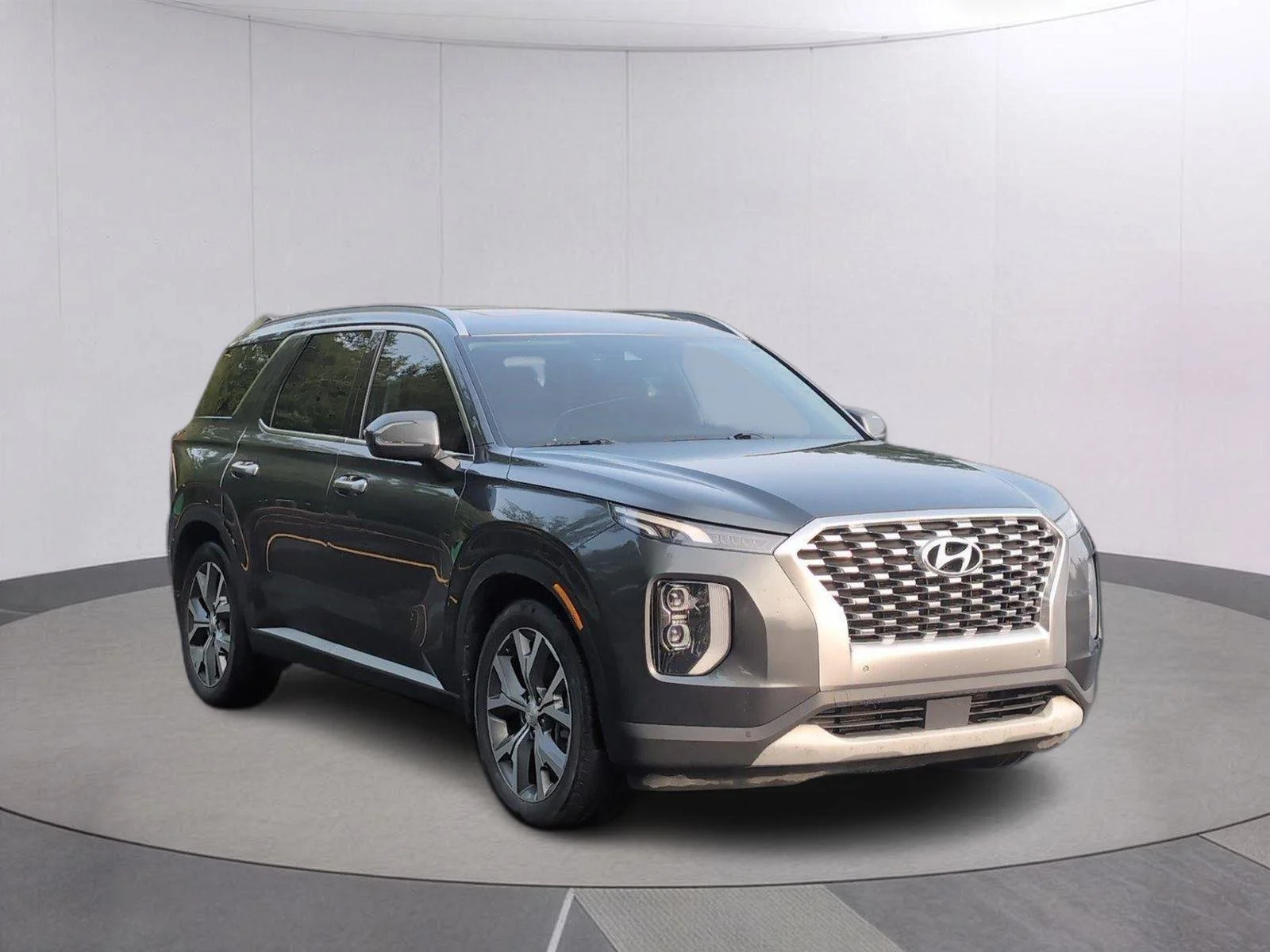 Used 2022 Rainforest Hyundai SEL image 9