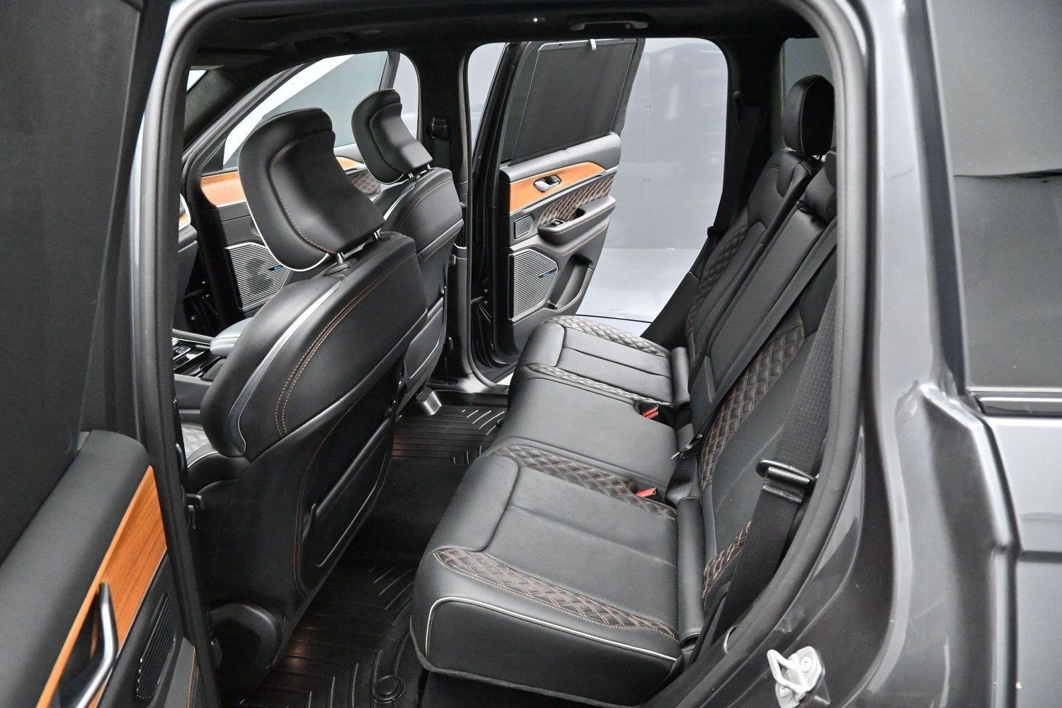 Used 2022 Baltic Gray Metallic Clearcoat Jeep Summit Reserve image 27