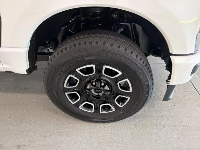 New 2026 Star White Metallic Tri-Coat Ford F-250® Platinum® image 24