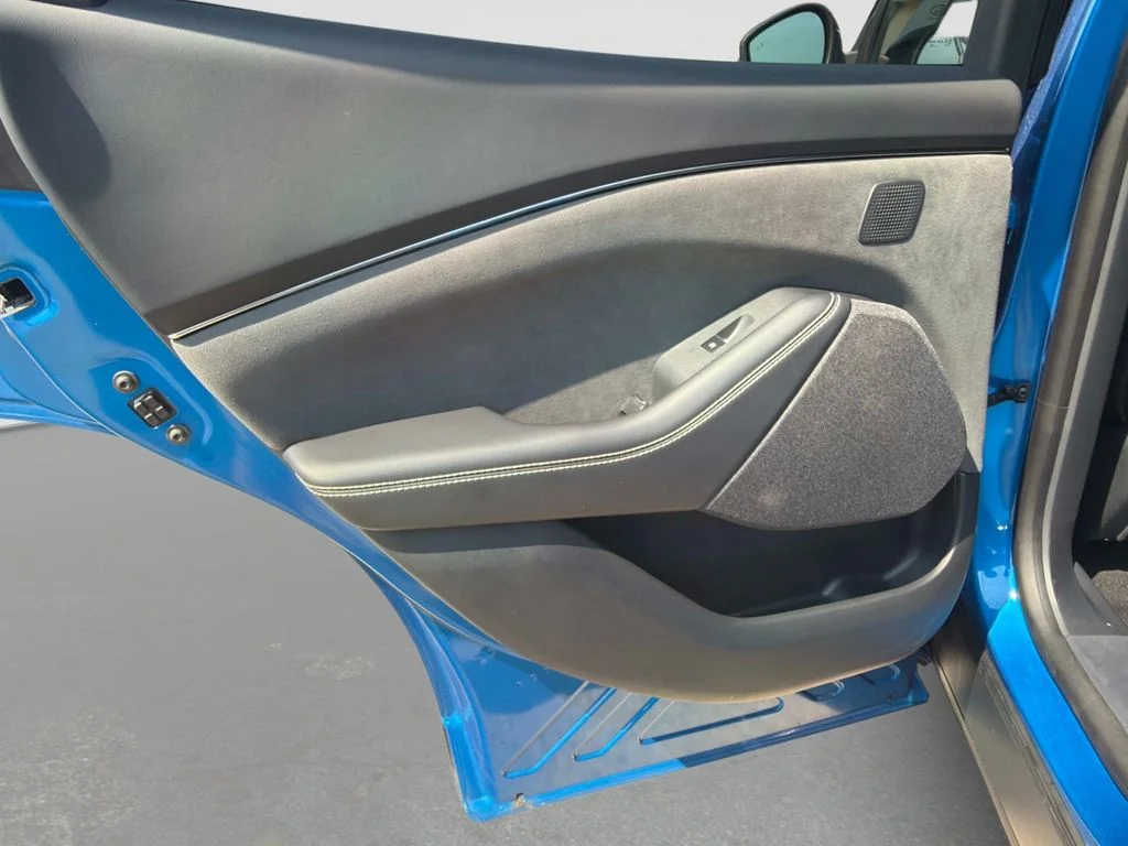 Used 2025 Blue Ford GT image 13