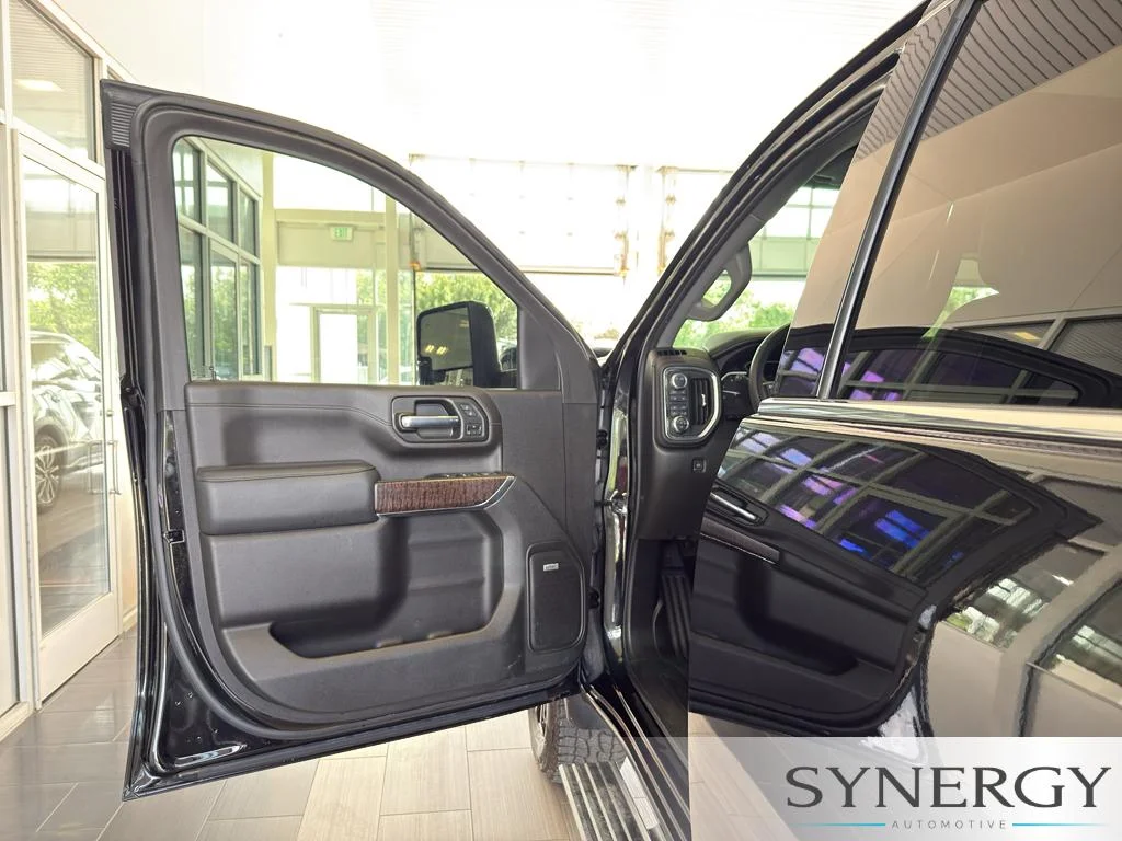 Used 2023 Ebony Twilight Metallic GMC Denali image 23