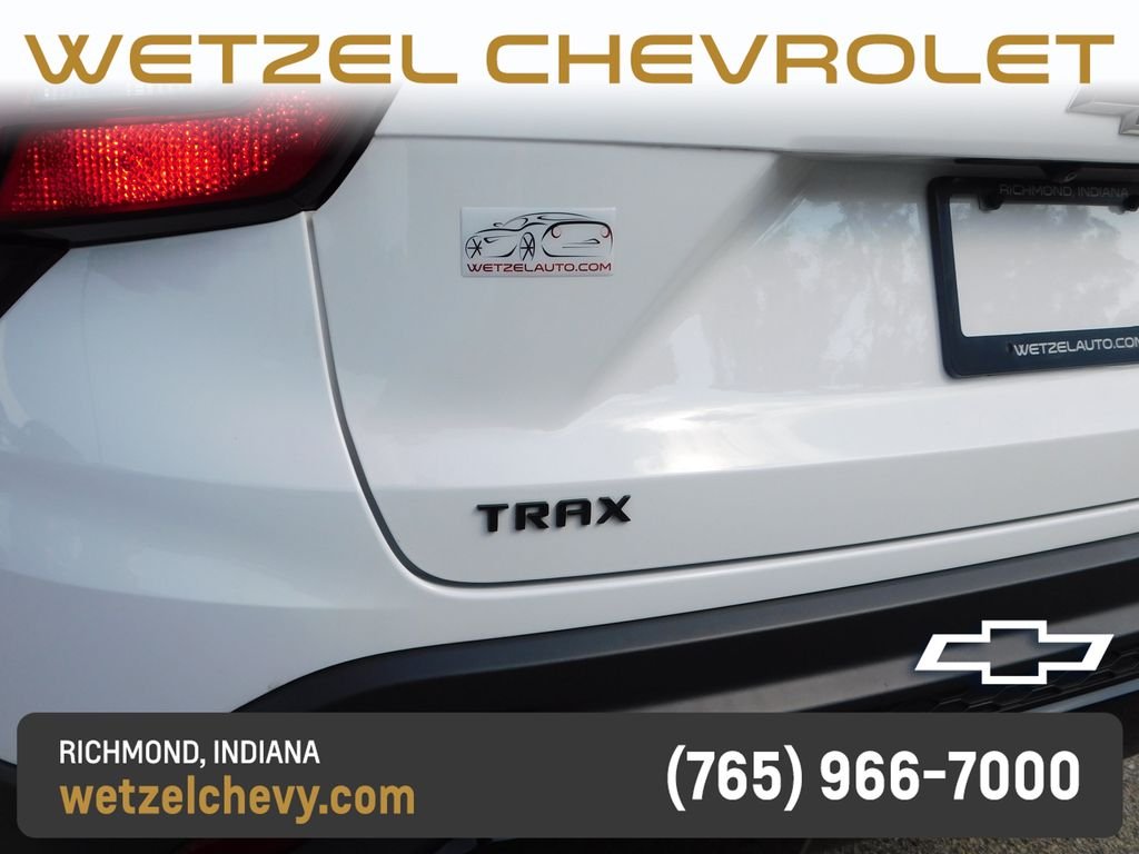 Used 2024 White Chevrolet 1RS image 36