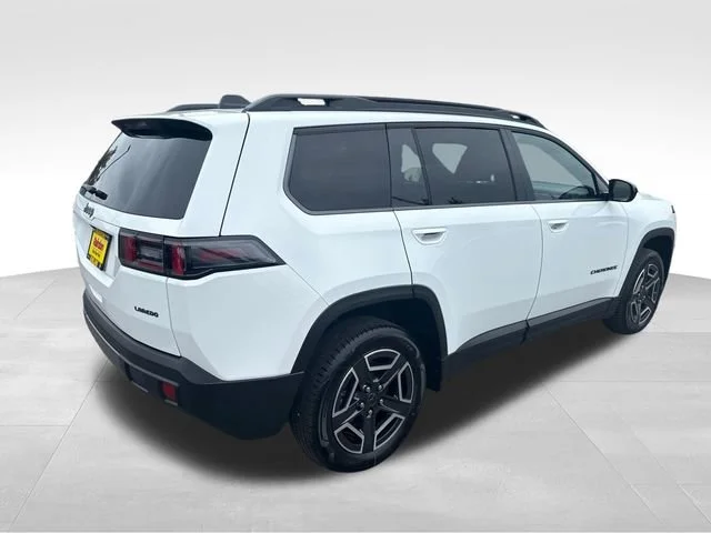 New 2026 Bright White Clear-Coat Exterior Paint Jeep Laredo image 7