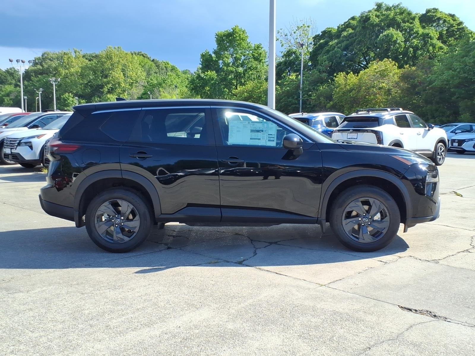 New 2026 Super Black Nissan SV image 5