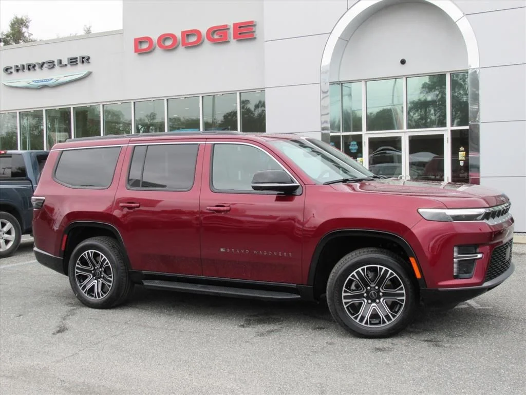 New 2026 Velvet Red Pearl-Coat Exterior Paint Jeep  image 2