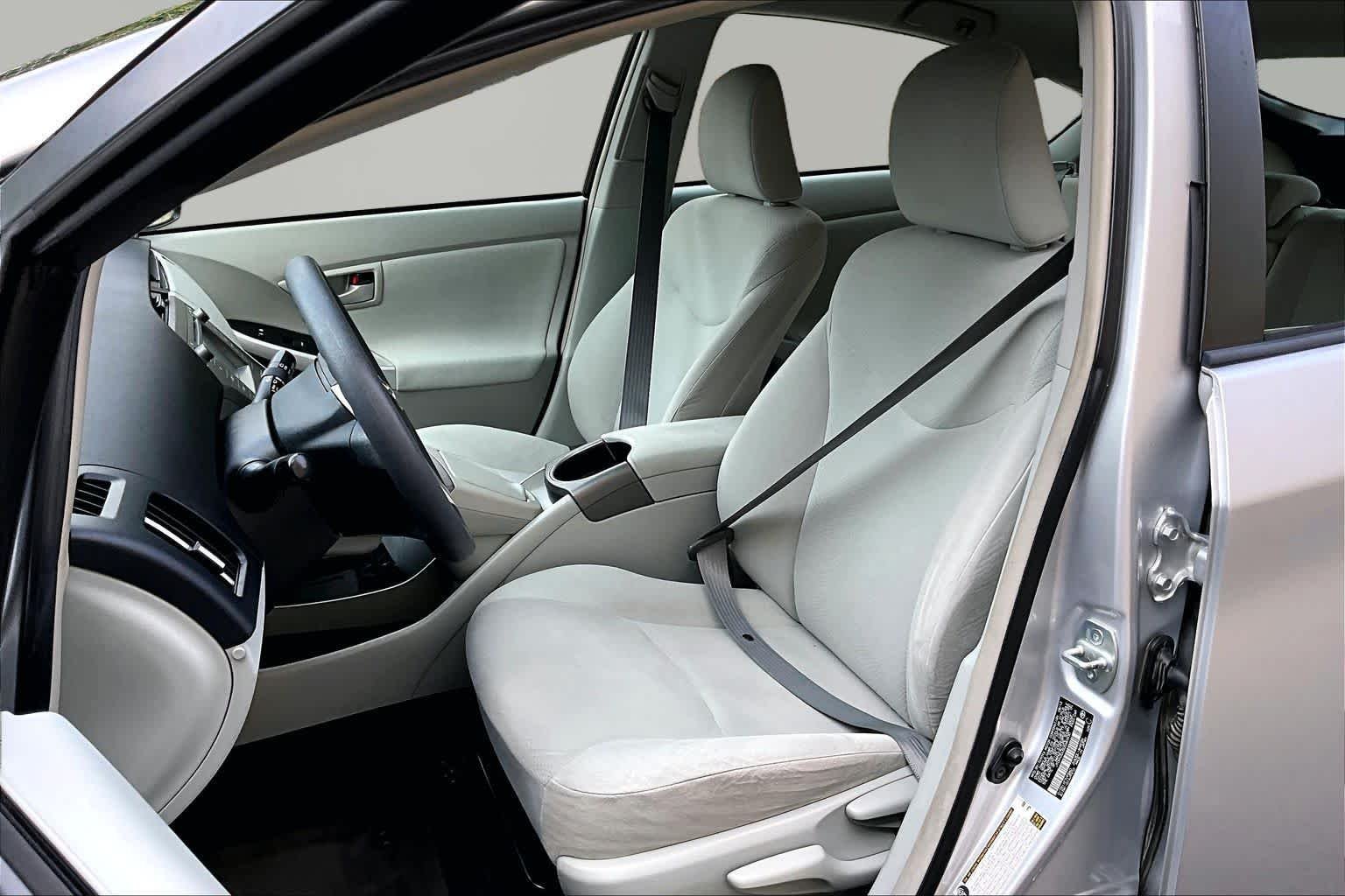 Used 2013 Classic Silver Metallic Toyota Two image 8