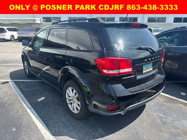 Used 2017 Black Dodge SXT image 6