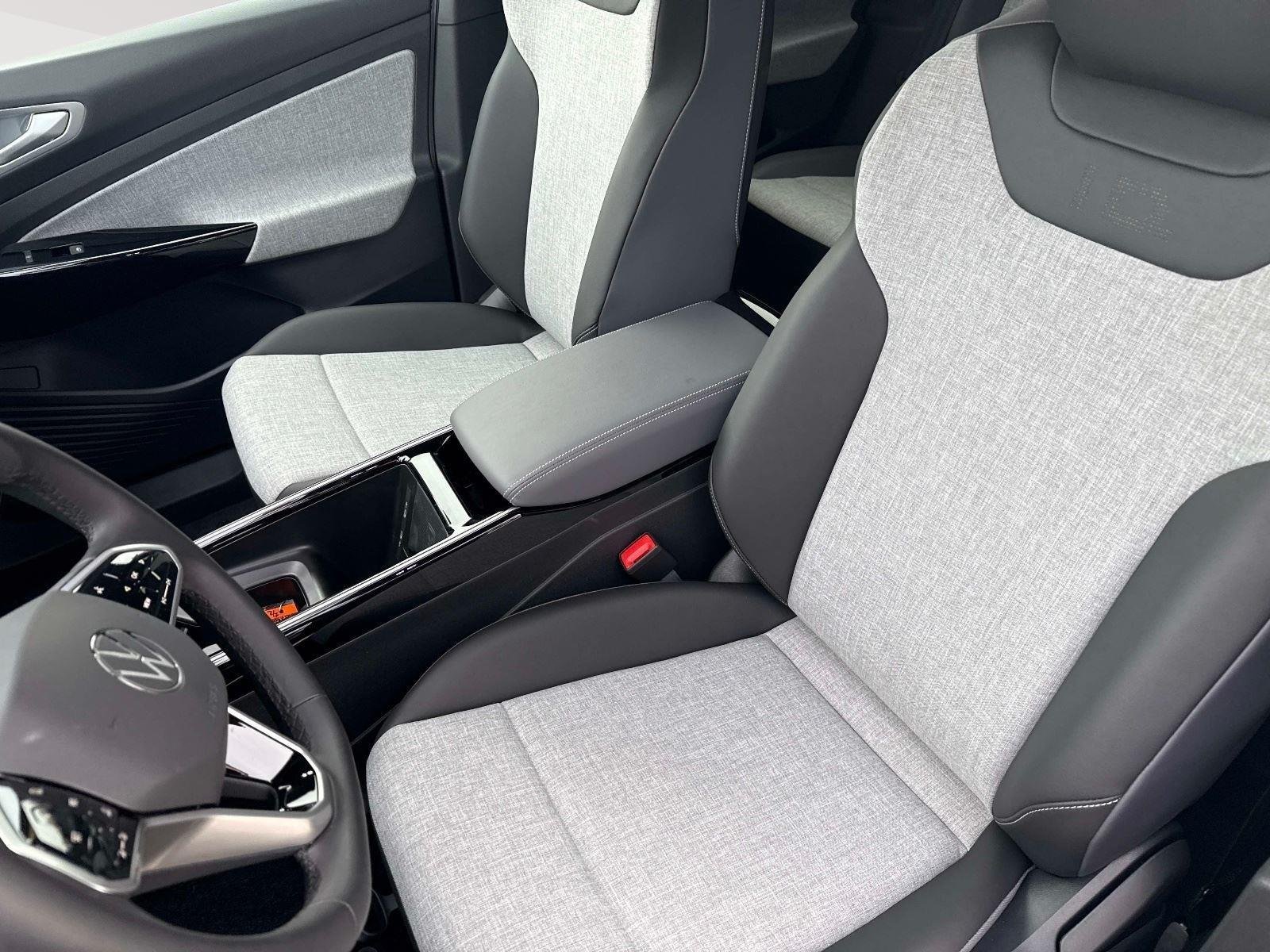 2025 Volkswagen ID.4 PRO - Photo 21