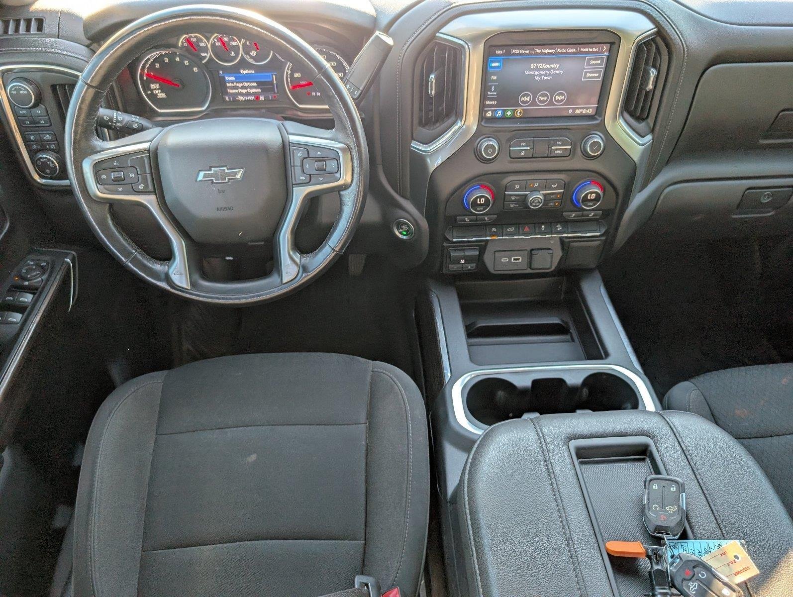 Used 2021 Summit White Chevrolet RST image 32