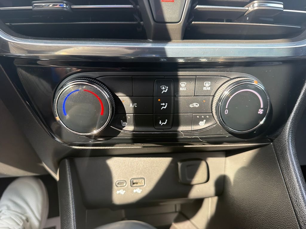Used 2024 Black Buick Sport Touring image 20