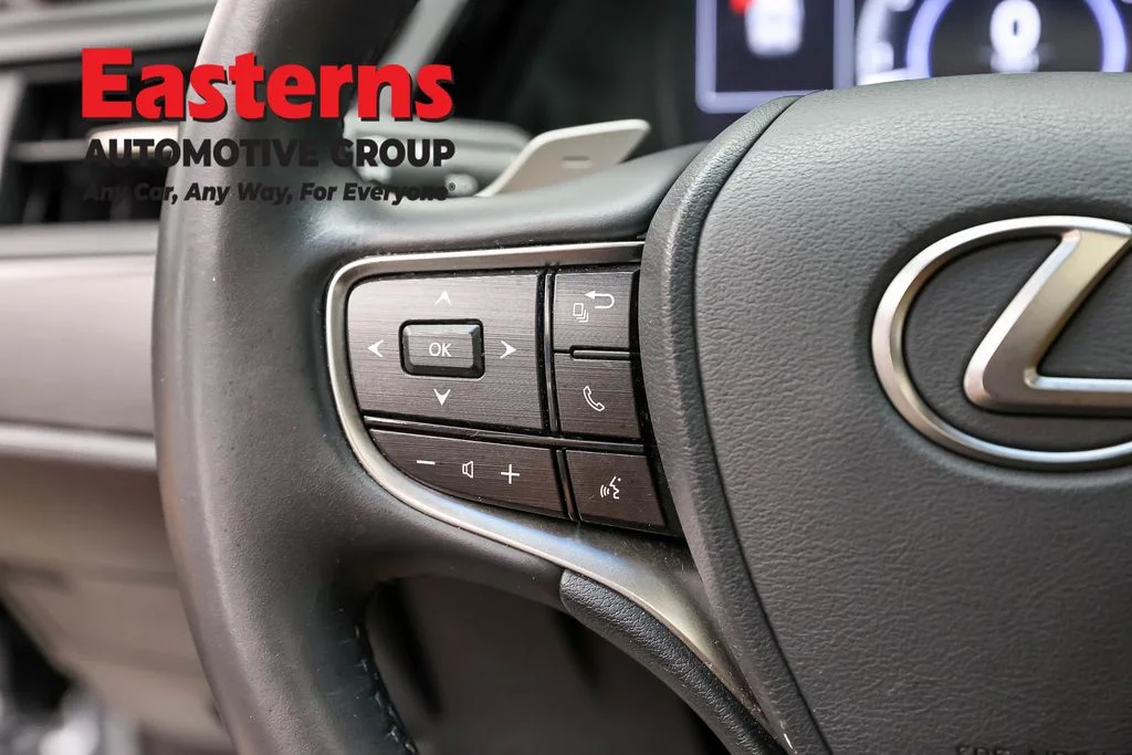 Used 2022 Silver Lexus 350 image 15