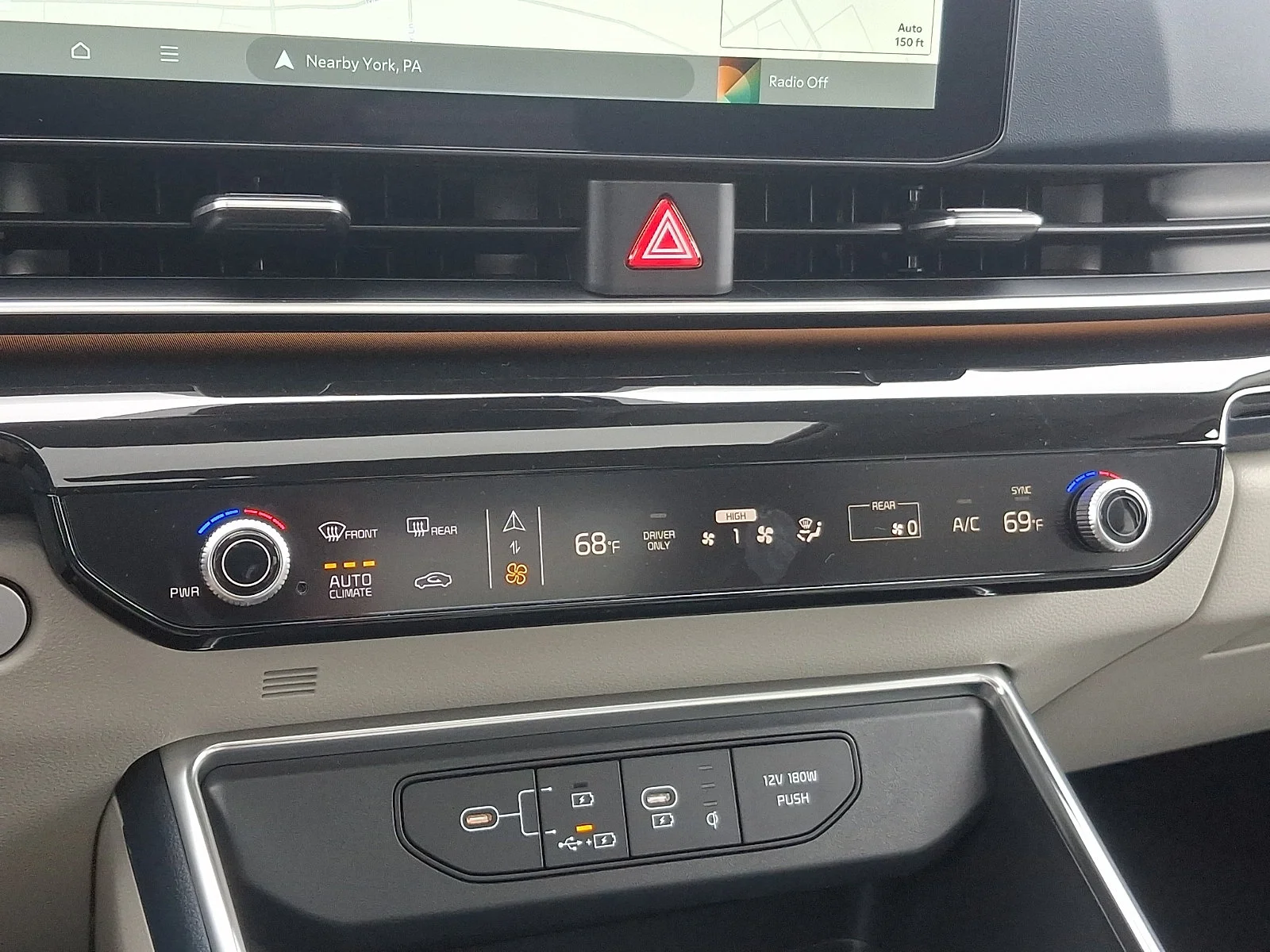 2026 Kia Carnival SX Prestige - Photo 17