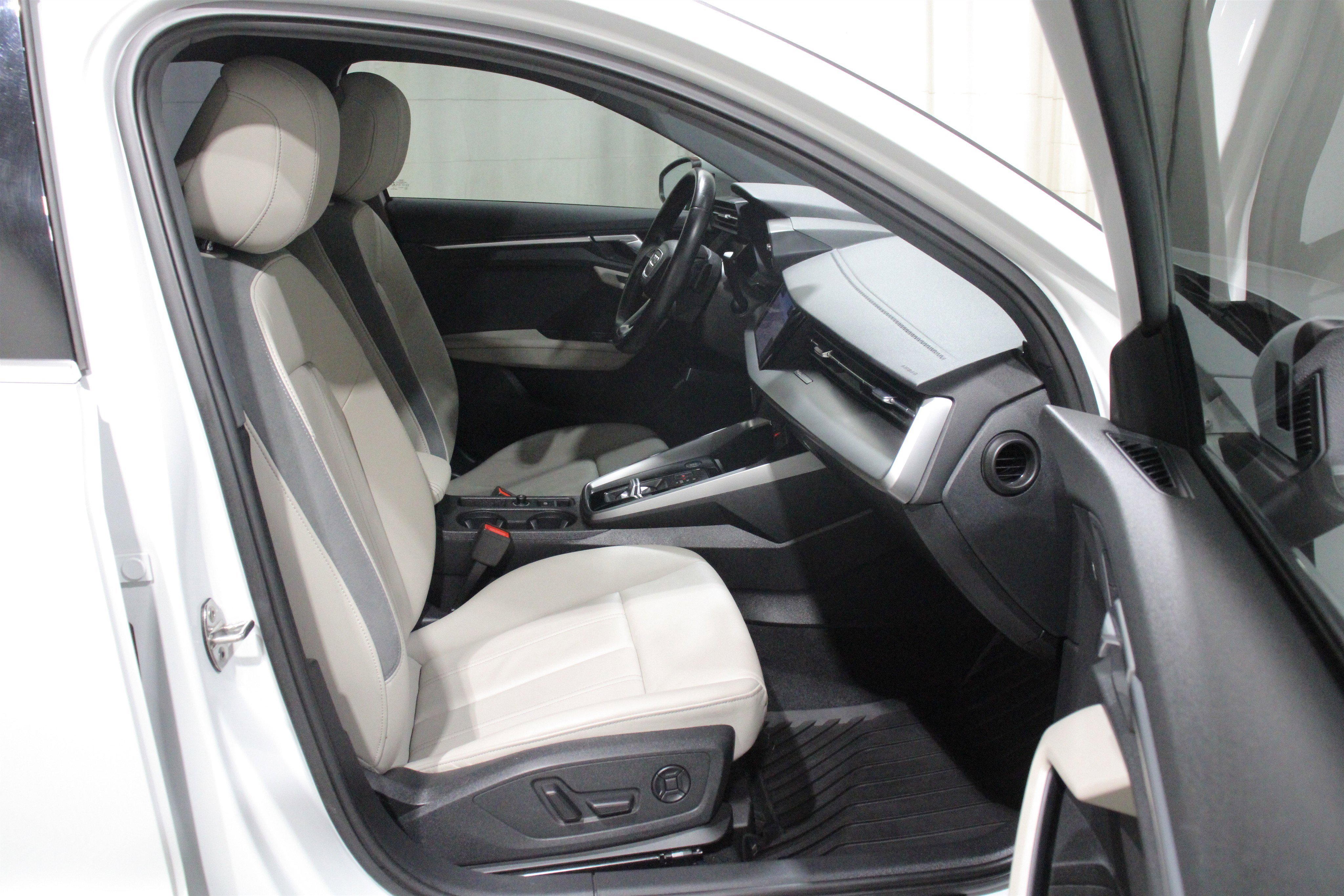 Used 2022 Glacier White Metallic Audi Premium Plus image 26