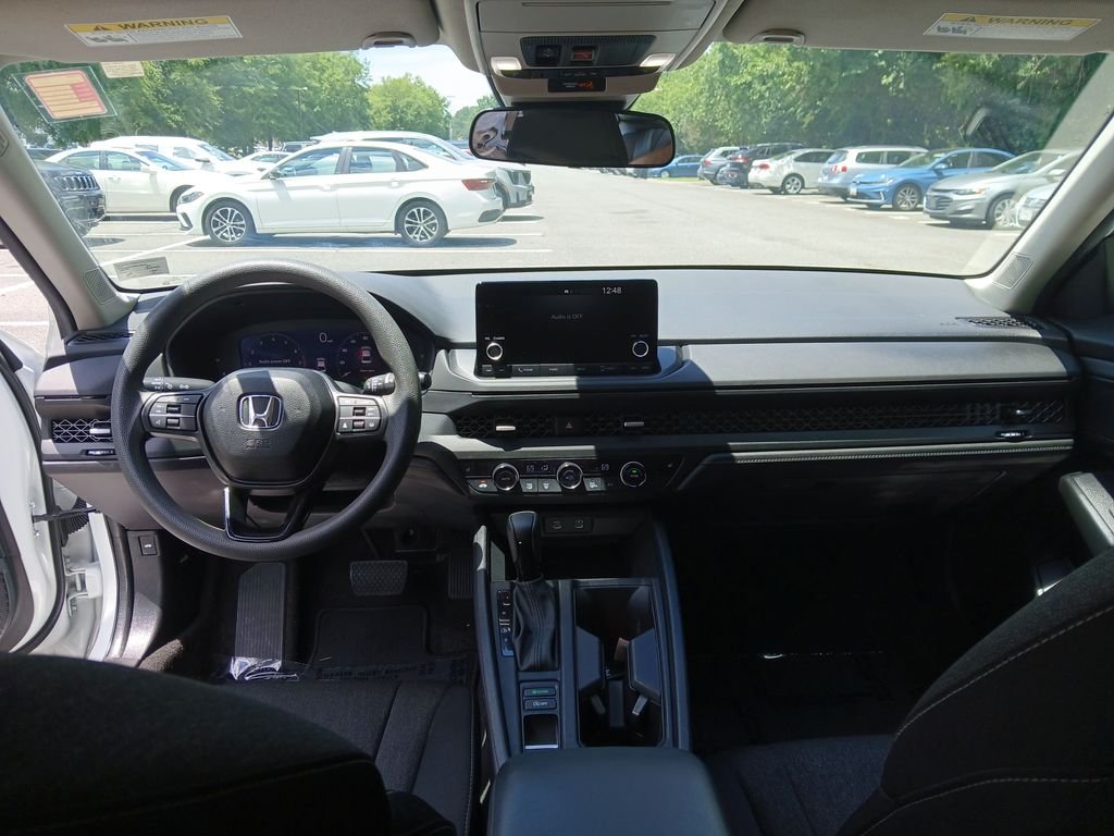 Used 2024 White Honda EX image 12