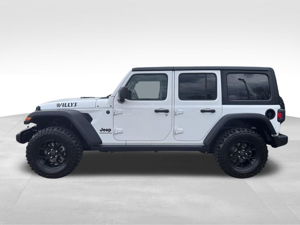 Used 2024 White Jeep Sport image 4
