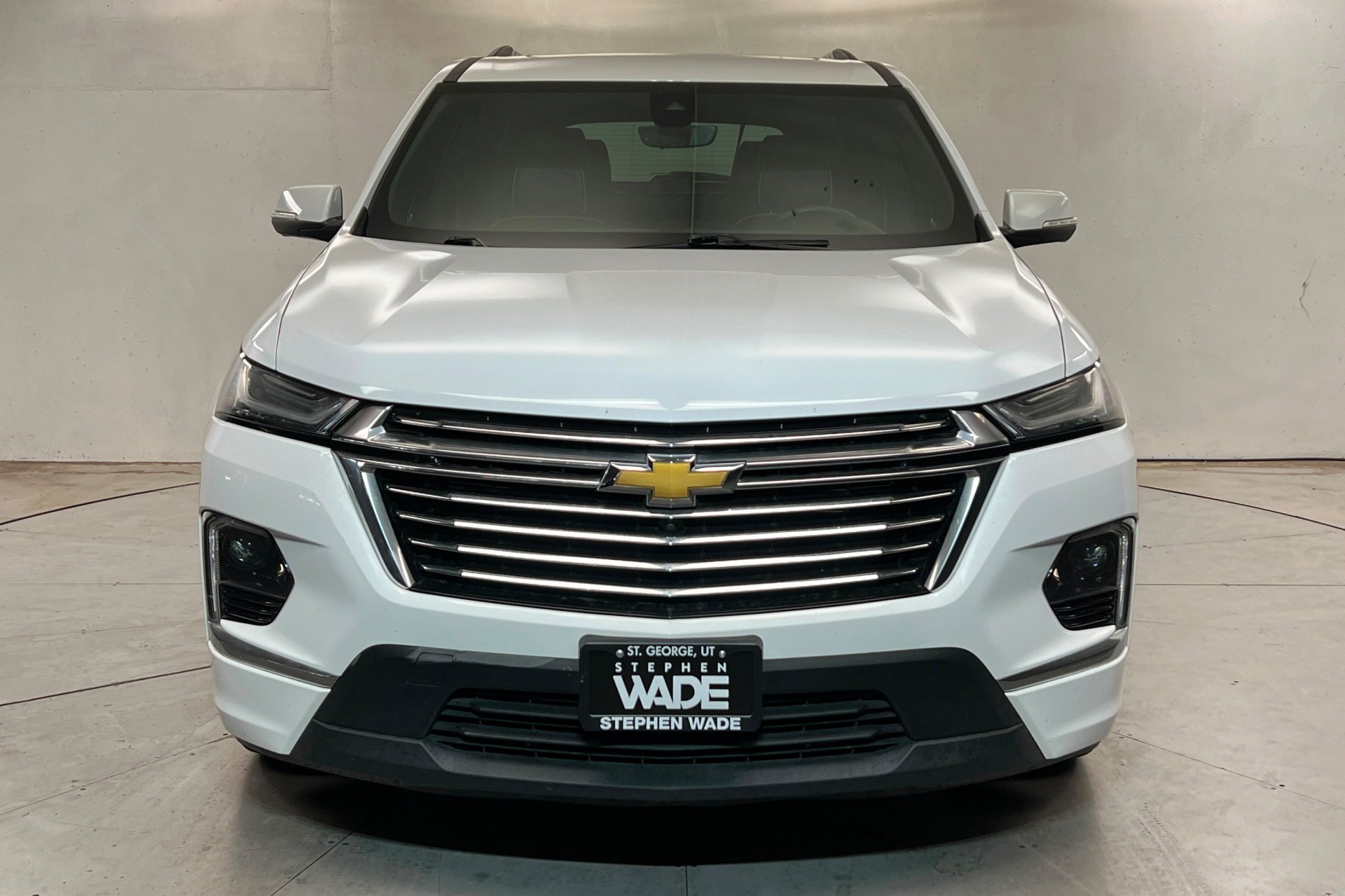 Used 2023 Summit White Chevrolet Premier image 9