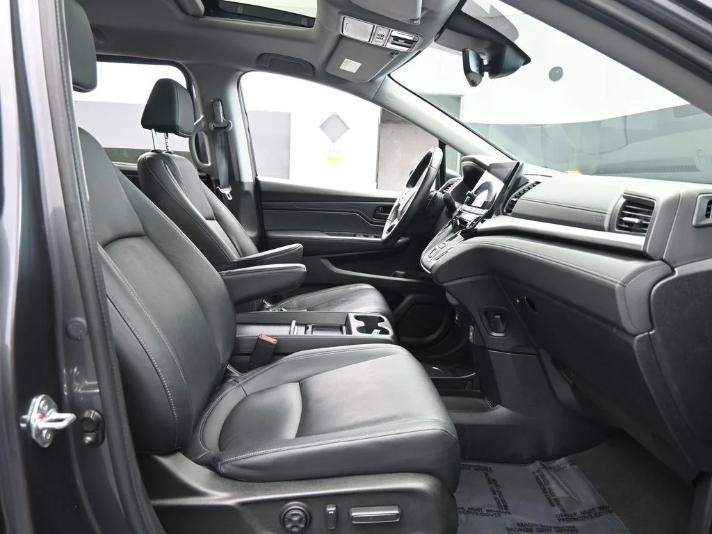 Used 2024 Gray / Black Honda EX-L image 50