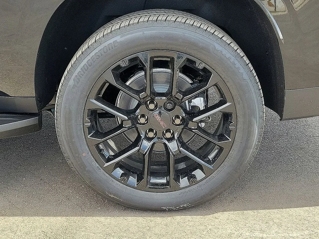 2026 GMC Yukon XL Elevation - Photo 10
