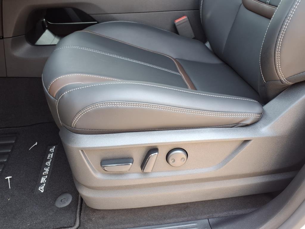 2025 Nissan Armada SL - Photo 12