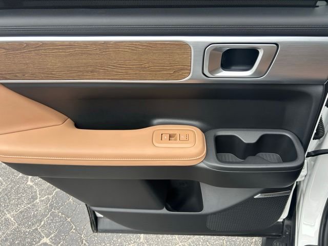 2026 Hyundai Santa Fe Limited - Photo 7