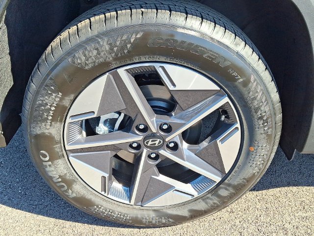 New 2026 Gray Hyundai SEL Plus image 5