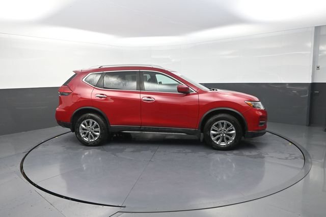 Used 2017 Red Nissan SV image 19
