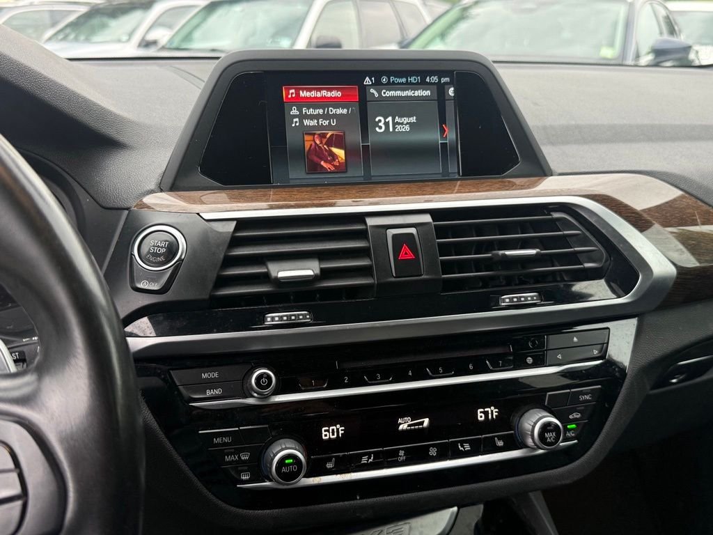 Used 2018 Alpine White BMW xDrive30i image 16