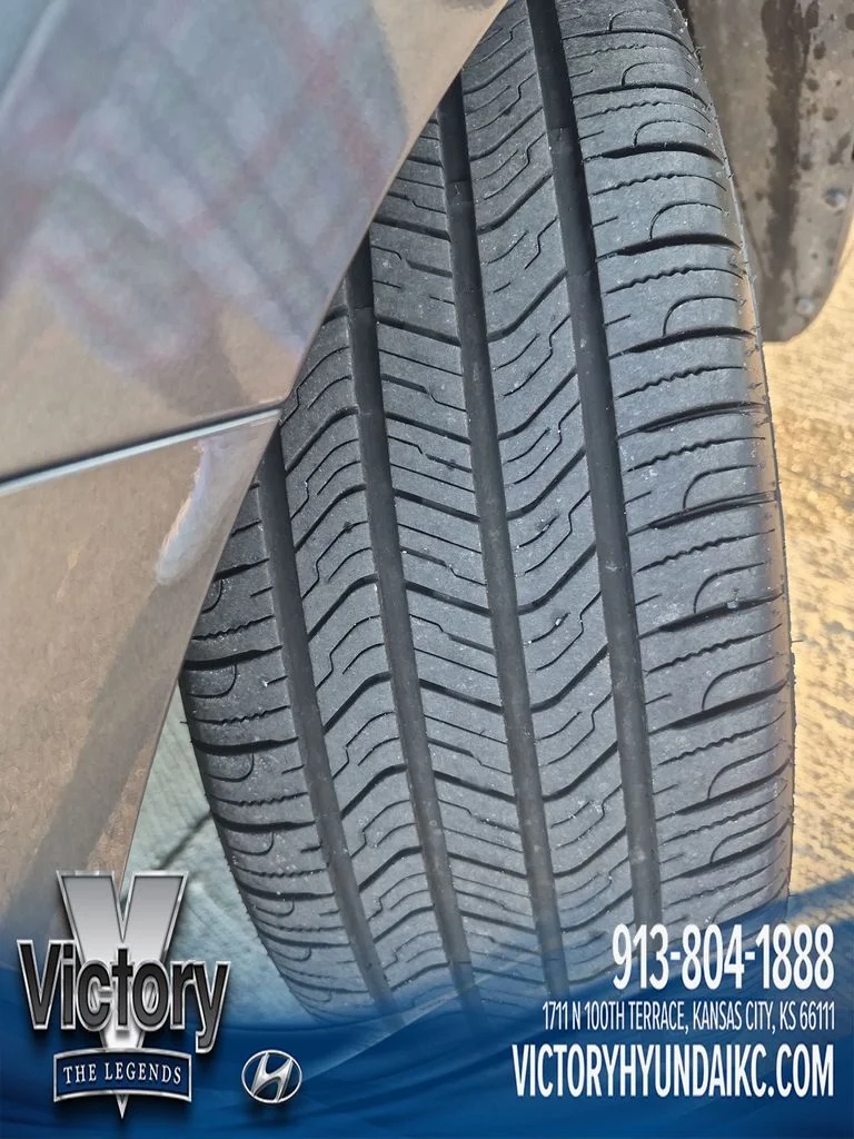 Used 2024 Gray Hyundai Limited image 27