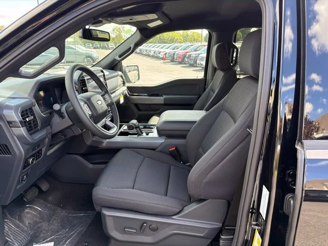 New 2026 Agate Black Metallic Ford XLT image 12