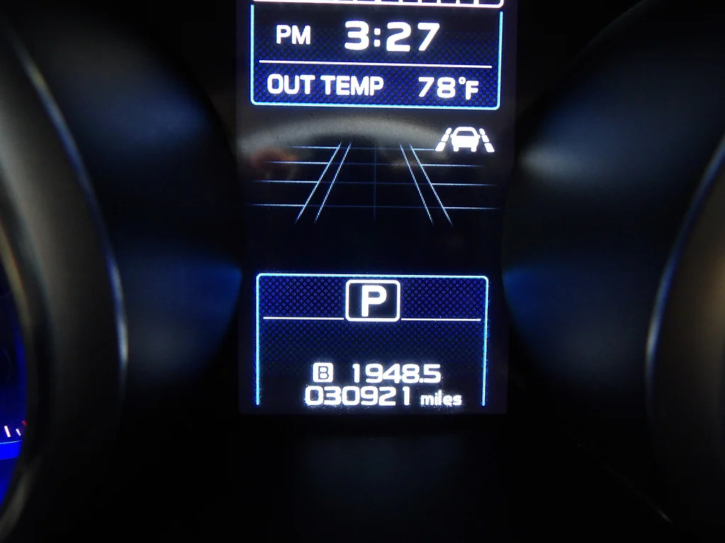 Used 2019 Cinnamon Brown Pearl Subaru 2.5i Premium image 30